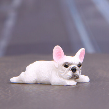 Kawaii French Bulldog Modern Figurine Desk Car Ornaments Q Version Сладък модел Миниатюри Детски играчки Home Decor Сувенир Подарък