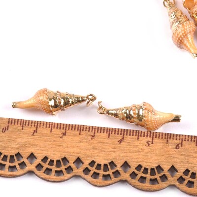 5 bucăți amestec aleatoriu scoici pentru meșteșuguri, accesorii, decorațiunea casei, bijuterii DIY, placată cu aur, cochilie naturală, pandantiv lucrat manual TR0251-2