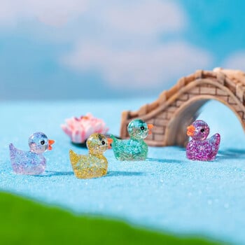 50PCS Mini Ducks Resin Sein Miniatures Fairy Garden Decoration Блестяща патешка къща за кукли Направи си сам Аксесоари Домашен декор Kawaii