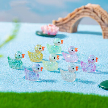 50PCS Mini Ducks Resin Sein Miniatures Fairy Garden Decoration Блестяща патешка къща за кукли Направи си сам Аксесоари Домашен декор Kawaii