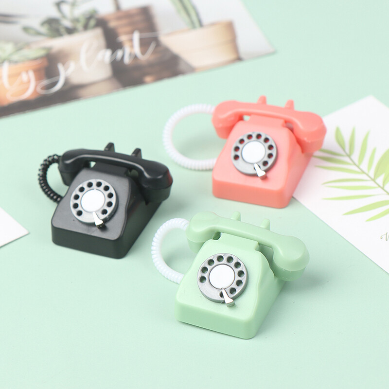 1: 12 lėlių namelio modeliavimo mini retro telefonai Baldų priedai, skirti lėlių namų dekoravimui Vaikai vaidina žaisti žaislai