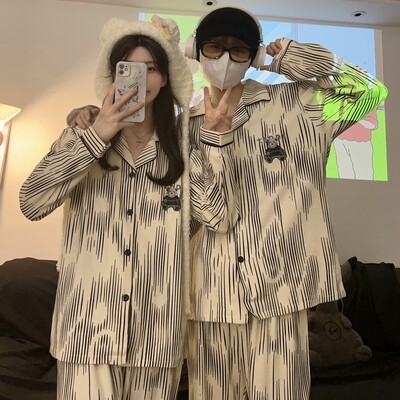 Férfi pizsama pármodell Piros madártávlatú pizsama Kényelmes nyári és őszi, hosszú ujjú nappaliruha öltöny kívül is hordható