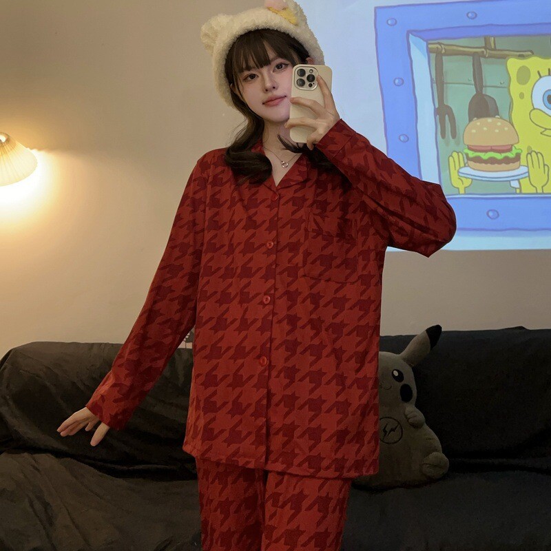 Férfi pizsama pármodell Piros madártávlatú pizsama Kényelmes nyári és őszi, hosszú ujjú nappaliruha öltöny kívül is hordható