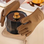 Sütőkesztyűk Szilikon kesztyűk Magas hőmérsékletnek ellenálló égésgátló és csúszásmentes konyhai mikrohullámú sütő desszert eszközök