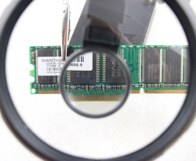 2,5X 7,5X 10X keevitamiseks mõeldud suurendusklaasi LED lisaklambriga luup luup 3-ühes käsitsi jootejootmise aluse hoidik