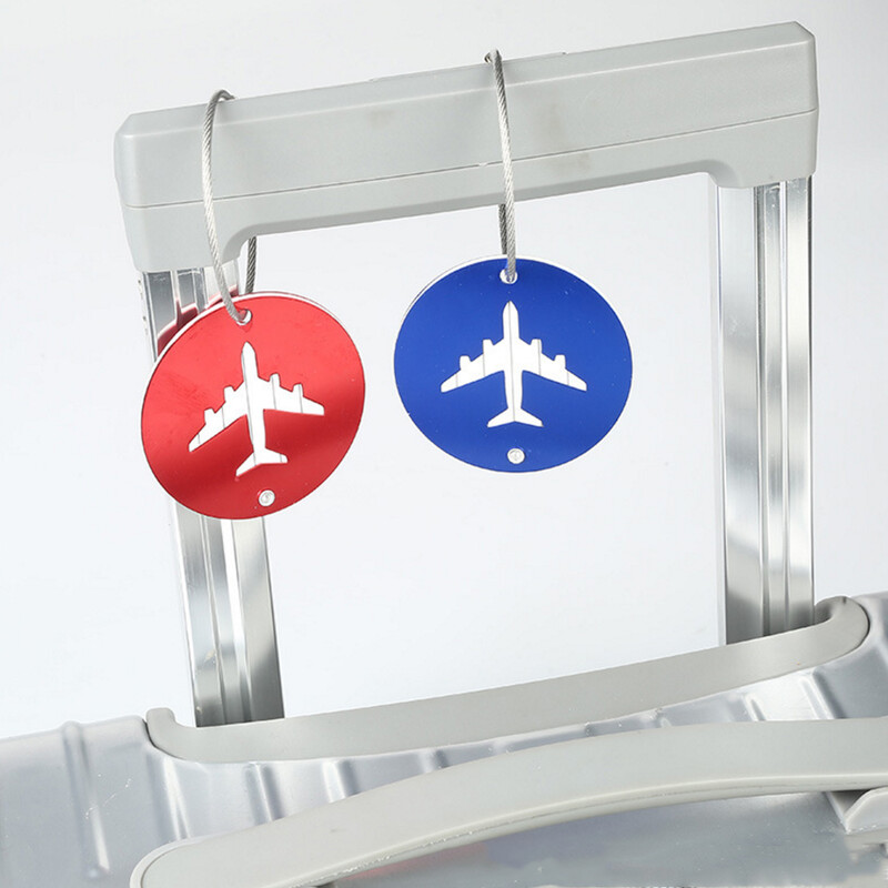 Alumíniumötvözet kör alakú poggyászcímkék Repülőgép alakja Ellenőrzött beszállási liftek Ptgirl utazási kiegészítők 2019 divatos poggyászcímke