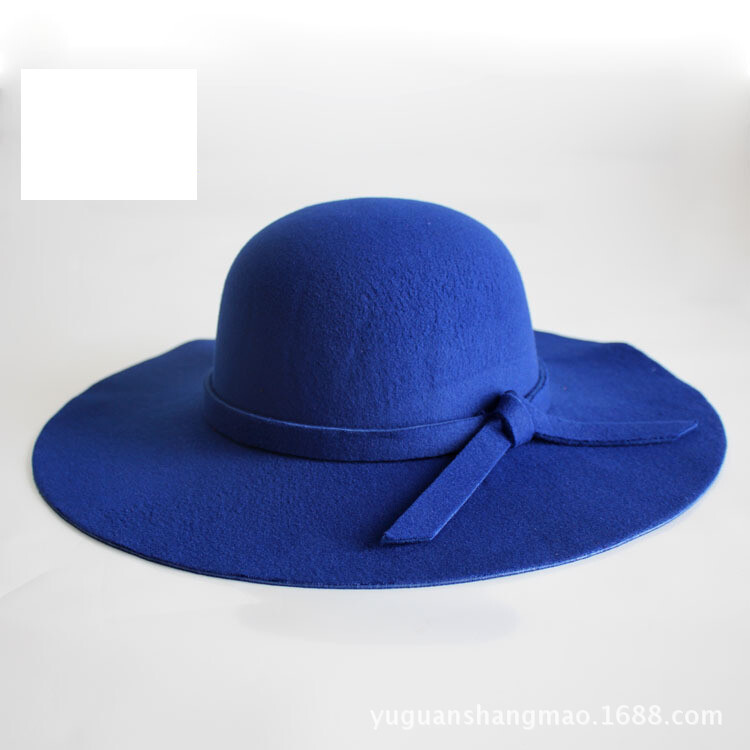 Tavaszi és őszi hullámos, nagy karimájú, nagy karimájú, retro utánzatú gyapjú filc sapka Női divat sapka színpadi sapka