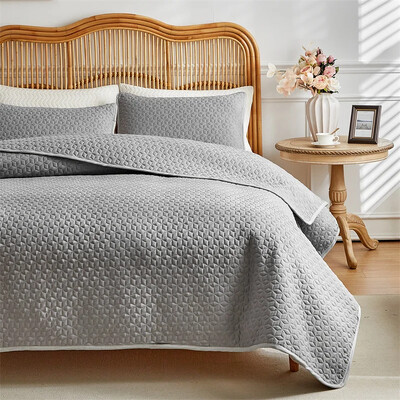 3vnt rinkinys Vienspalvis ultragarsinis dygsniuotas paklodė, minkšta kvėpuojanti antklodė 1vnt lovatiesė + 2vnt pagalvės užvalkalas