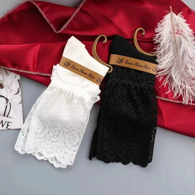 Seksualios nėriniuotos gėlėtos tinklinės kojinės moteriškos juodos permatomos trumpos medvilninės kojinės moterims Elastinės Retro mielos kojinės moteriškos