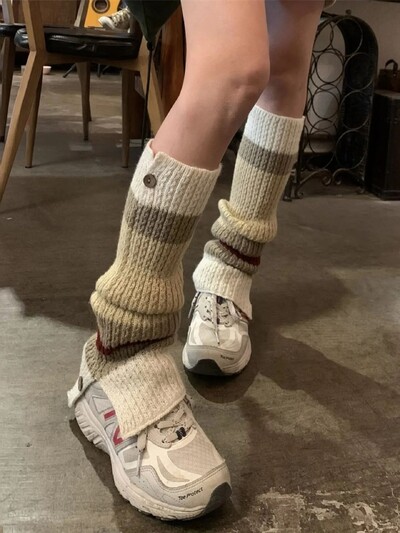 Moterų kojų šildytuvai rudeniui ir žiemai Naujos vientisos spalvos dryžuotos storos megztos kojų šildytuvų sagos, skeltos šiltos kojinės moterims