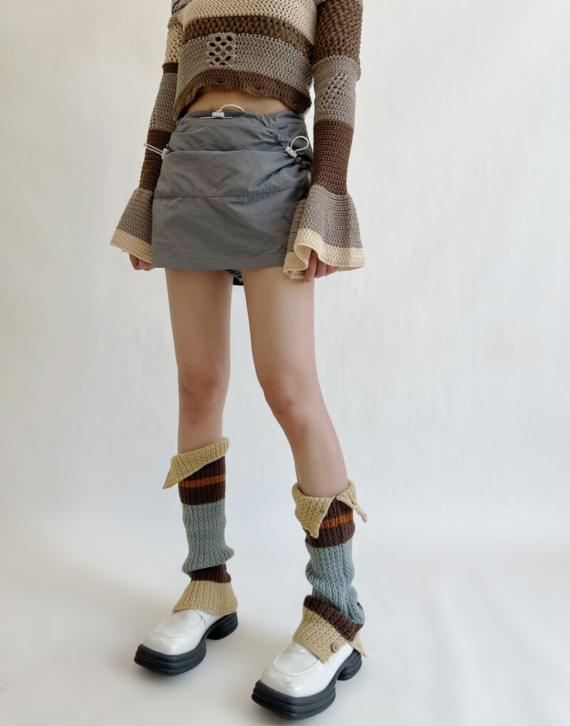 Moterų kojų šildytuvai rudeniui ir žiemai Naujos vientisos spalvos dryžuotos storos megztos kojų šildytuvų sagos, skeltos šiltos kojinės moterims