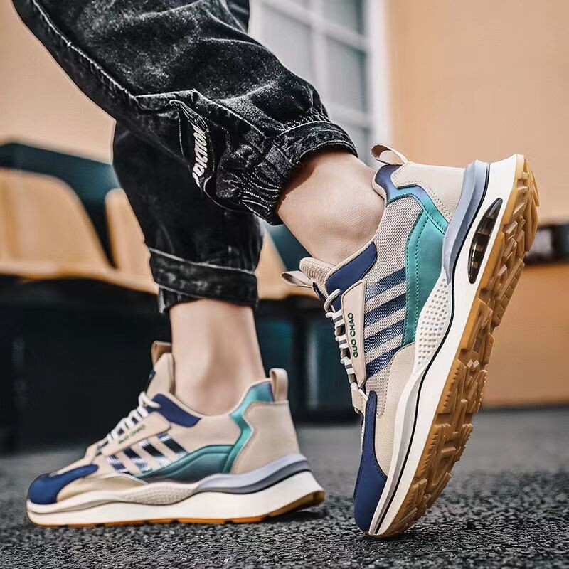 2024 új őszi sportcipők Férfi könnyű és kényelmes cipők Koreai stílusú divat Alkalmi futócipők Határon átnyúló külkereskedelmi férficipők