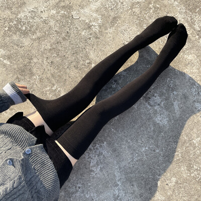 Čarape Ženske jesenske i zimske debele pletene jednobojne čarape visoke bedra Kovrčave crne bijele čarape za žene iznad koljena održavaju toplinu