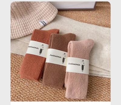 CHAOZHU 3 para mješovitih boja Zimske deblje tople ženske čarape za snježni dan za hladno vrijeme Komplet labavih čarapa za Novu godinu