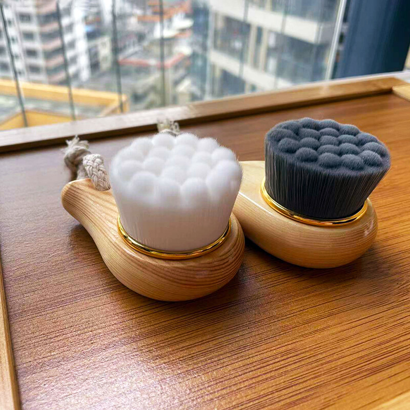 Veido natūralaus pušies medžio rankenėlės valymo šepetys Grožio įrankiai Minkšti Fber plaukai Rankinis šepečių valymas Veido šepetėliai Odos priežiūra