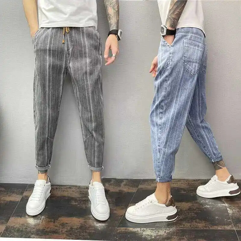 Pánske jarné a letné džínsové skrátené nohavice s vertikálnymi pruhmi, ležérne, skrátené, v páse, vyhladzujúce, siluetu, tenké, trendy nohavice z roku 2022
