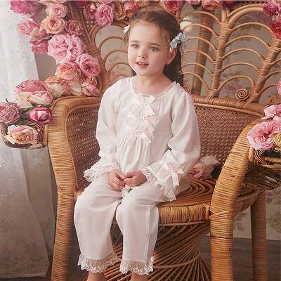 Gyerek lány Lolita White Princess pizsama szettek.Royal stílusú felsők+nadrág.Vintage kisgyermek gyerek masni pizsama szett.Sleep Loungeruha