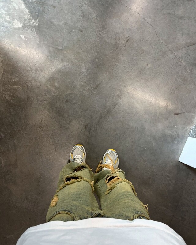 Americké retro punkové pouličné štýlové roztrhané džínsy pánske módne trendy značky rovných nohavíc džínsy hip hop ležérne voľné nohavice so širokými nohavicami