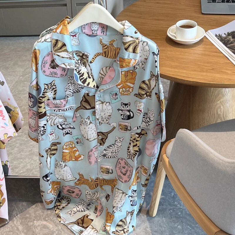 Vasarinė moteriška pižama suknelė ledinis šilko paviršius naujas animacinis kačių naktinis marškinys, atvartas trumpomis rankovėmis pižamos suknelė mergaitei naktinis marškinys