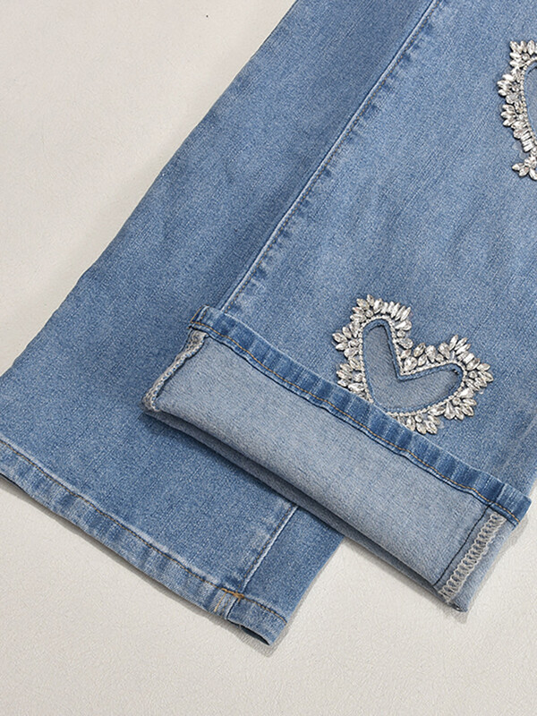 DEAT Női farmer nadrág magas derekú, szív alakú, vájt kivágású dizájn gyémántok kék sztreccs farmer 2024 őszi új divat 29L8184
