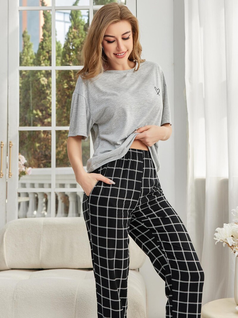 Moteriški pižamų komplektai su užsukamu kaklu trumpomis rankovėmis, viršutinės ir viso ilgio languotos kelnės moteriškos 2 dalių miegui Rudens pavasario rudens naktiniai drabužiai