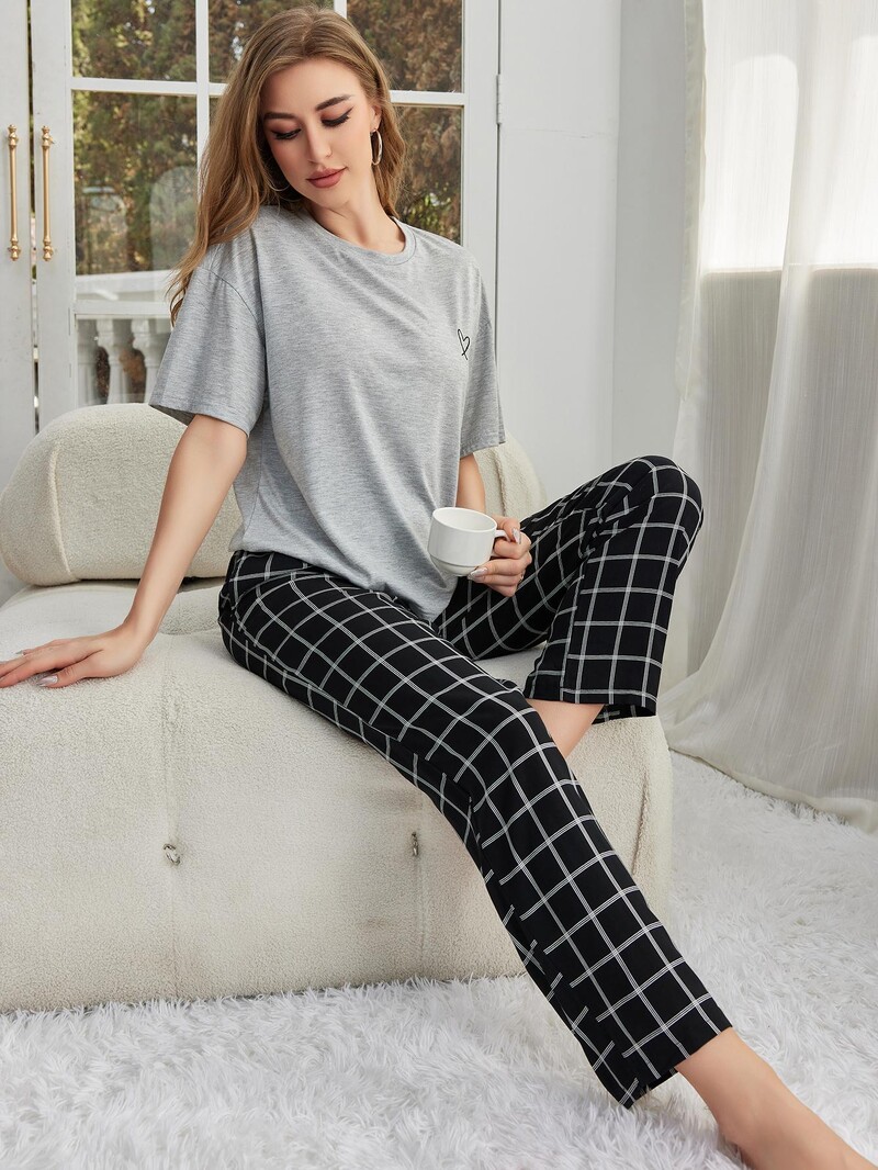 Moteriški pižamų komplektai su užsukamu kaklu trumpomis rankovėmis, viršutinės ir viso ilgio languotos kelnės moteriškos 2 dalių miegui Rudens pavasario rudens naktiniai drabužiai