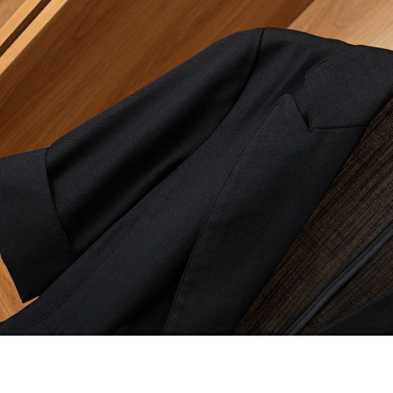 Női nyári új sifon kis öltöny ingázó divatos, gombos zsebes összefűzés alkalmi, légáteresztő, sokoldalú, vékony középső ujjú felsők