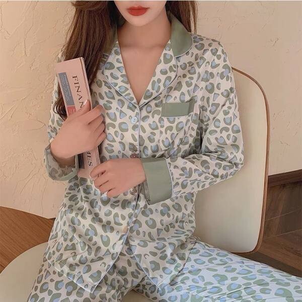 Pijamale din satin de mătase 2 piese pentru femei Pijama cu imprimeu leopard cu rever Lenjerie de dormit cu mâneci lungi Pijamale pentru femei Fashion Leiure Homewear