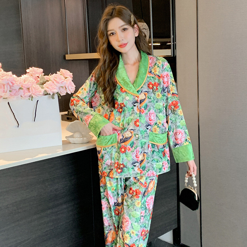 Friss virágmintás Elegáns polár női pizsama Romantikus művészet Őszi/téli otthoni ruházat 2024 Új Y2k Trend Chic divatos hálóruha