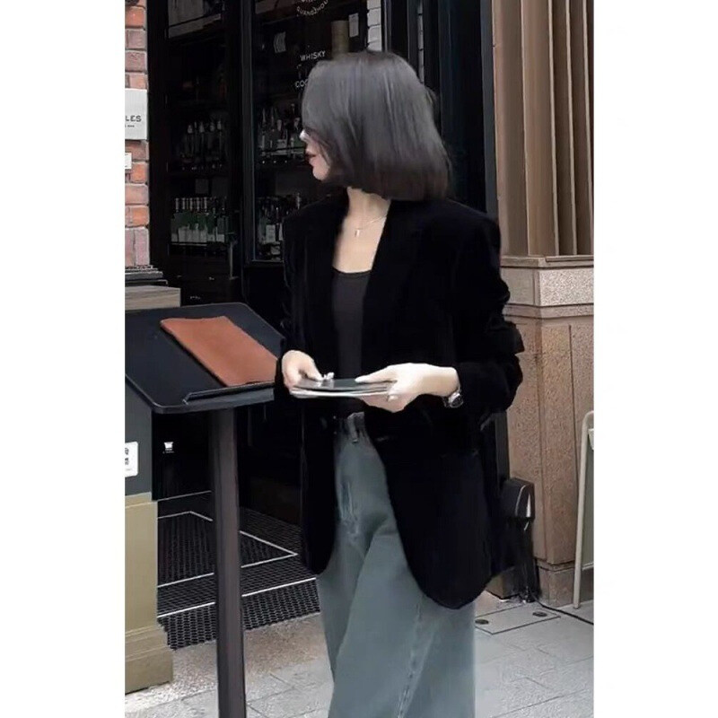 Φθινοπωρινό νέο μαύρο βελούδινο γυναικείο μπλέιζερ μόδας μακρυμάνικο μονό κουμπί κοστούμι casual χαλαρό ταμπεραμέντο Top γυναικείο πανωφόρι