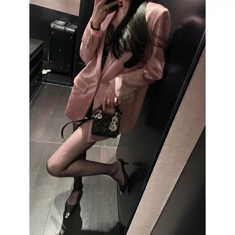 Kiváló minőségű fehér kis öltöny dzseki nőknek 2024 tavaszi új acetát sag szatén divatos öltöny társasági női ruhákhoz