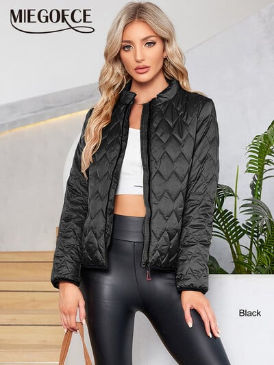 MIEGOFCE 2024 pavasario ir rudens populiarūs trumpi moteriški paltai, stovima apykaklė Plona moteriška striukė Lengvas parkinis paltas AJM-00012