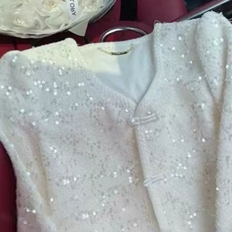 Balts, dzirkstošs uzvalks, sieviešu mētelis, 2024. gada pavasaris, jauns Guofeng pankou biroja bleizeris, sieviešu elegants, grezns virsdrēbes