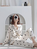 2023-as új selyem női pizsama, hosszú ujjú, kétrészes többszínű bő leopárdmintás női pizsama otthoni szerviz