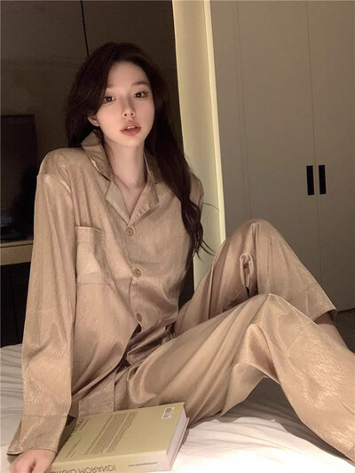 Hosszú ujjú jégselyem pizsama nőknek tavaszi őszi tömör kardigán hajtókás otthoni hálóruha 2024 új női laza szabadidős viselet