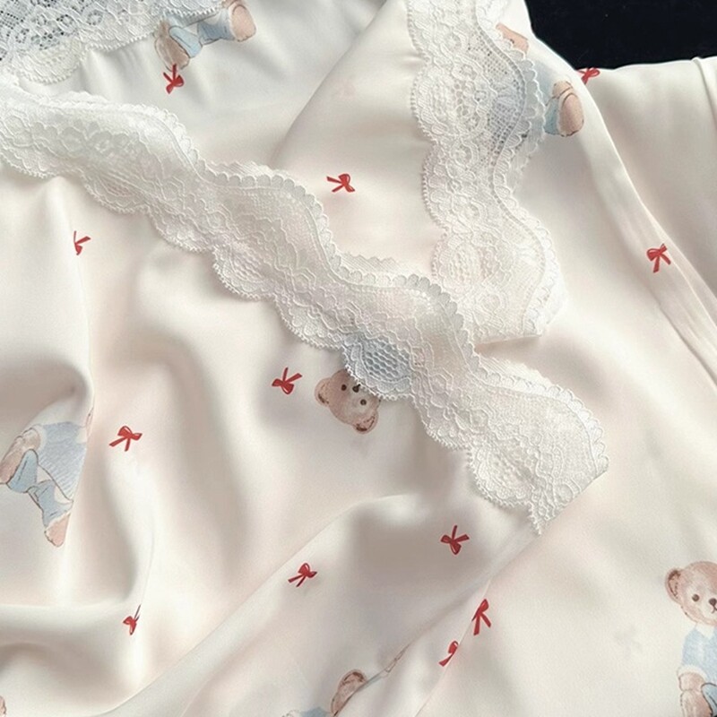Jarné leto Nové roztomilé Kawaii Malý medvedík Potlač čipkované pyžamo Dámske trojdielne pyžamo s krátkym rukávom Domáce oblečenie Dievčenské pyžamo Tenké