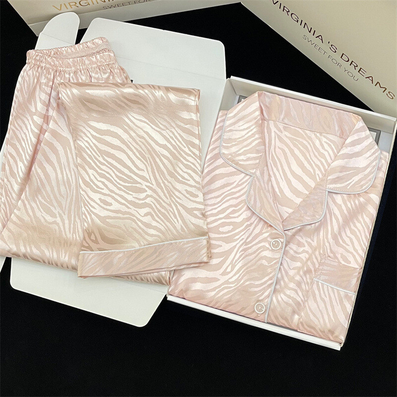 Dulce New Tiger Print Pijamale Toamnă Subțire Cu mâneci lungi Costum de acasă de înaltă calitate pentru femei Set de pijama de lux din mătase din satin Îmbrăcăminte pentru acasă de primăvară