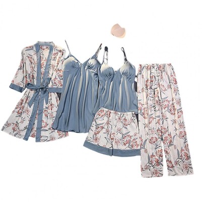 Moteriškas satininis pižamų rinkinys Šilkinis atlasas Moteriškas pižamų komplektas su gėlių raštu viršutiniai šortai, suvarstomi juosmens naktiniai marškiniai, nuimama krūtinė