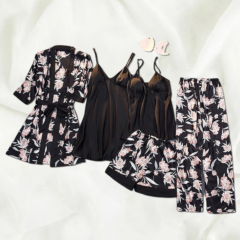 Moteriškas satininis pižamų rinkinys Šilkinis atlasas Moteriškas pižamų komplektas su gėlių raštu viršutiniai šortai, suvarstomi juosmens naktiniai marškiniai, nuimama krūtinė