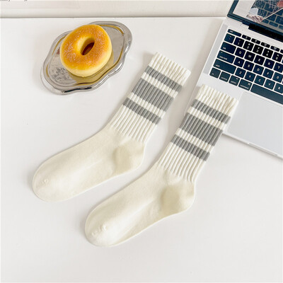 Vintage muške prugaste srednje tube čarape Vintage prugaste uniseks ženske čarape za par Terry čarape Japanske debele sportske čarape na dnu