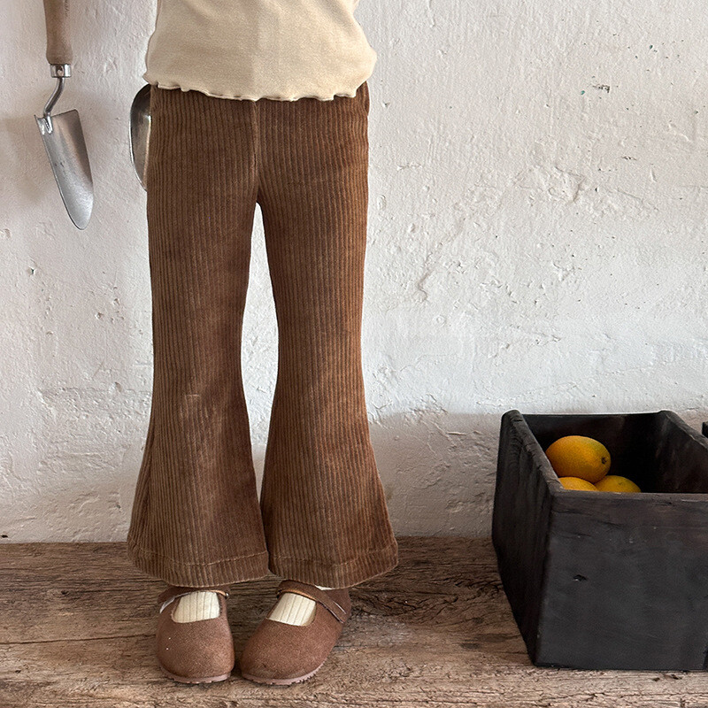 Dječja odjeća Dječje ležerne hlače Jesen 2024 Djevojke Vintage samt zvonaste hlače Pune boje Jednobojne jednostavne hlače