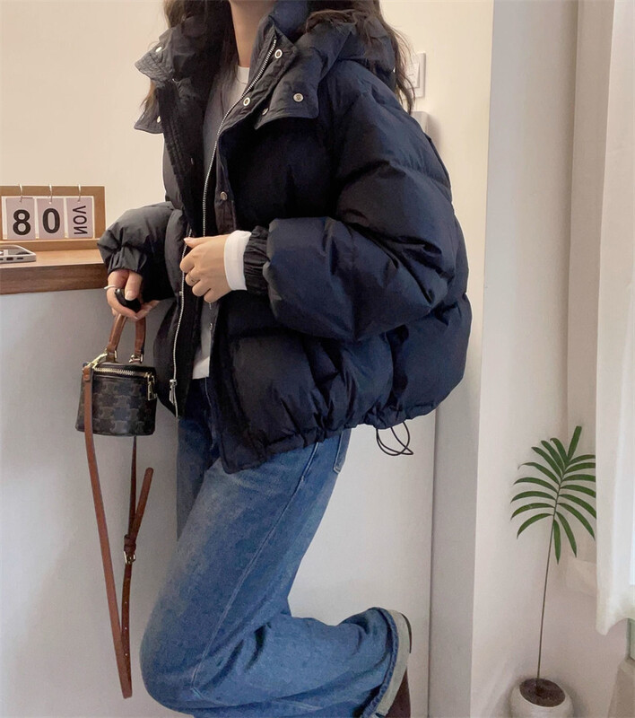 2024 m. Naujas korėjietiško stiliaus medvilninis paminkštintas paltas, moteriškas kirptas striukė su gobtuvu Maža stora šilta rudens žiemos striukė madinga