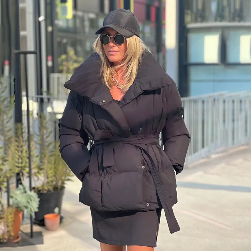 Dámske zimné kabáty s hrubým stojacím golierom Malina, elegantné jednofarebné krátke prešívané bundy s golierom