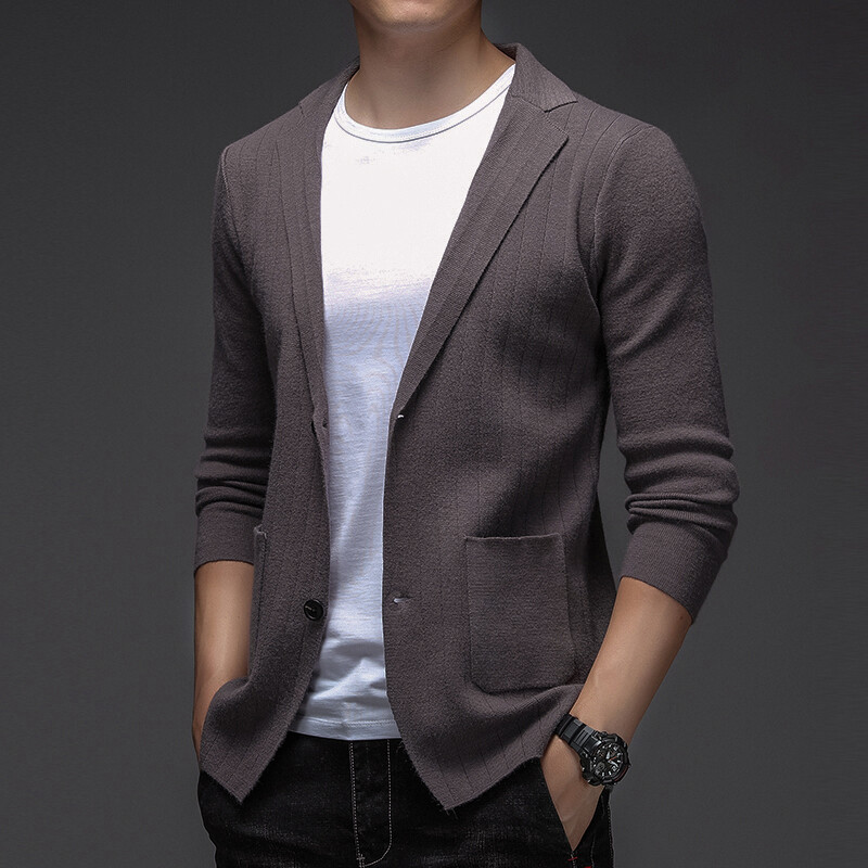 Nova dizajnerska marka vrhunske kvalitete 2023. Ležerna modna prugasta uska noćna muška pletena jakna sakoa Elegantna muška odjeća