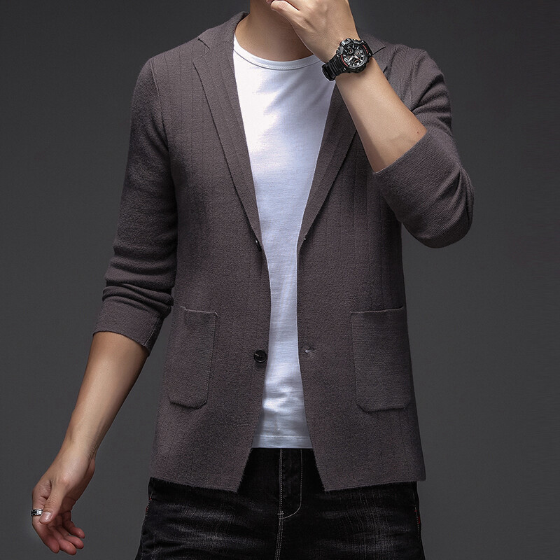 Nova dizajnerska marka vrhunske kvalitete 2023. Ležerna modna prugasta uska noćna muška pletena jakna sakoa Elegantna muška odjeća