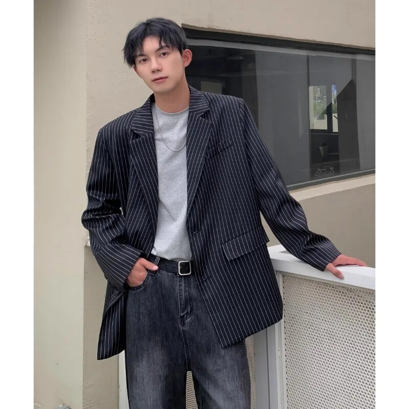 Μικρό κοστούμι Ανδρικό σακάκι με ρίγες Cool and high-end design Μαύρο μοντέρνο κορεάτικο casual loose κοστούμι
