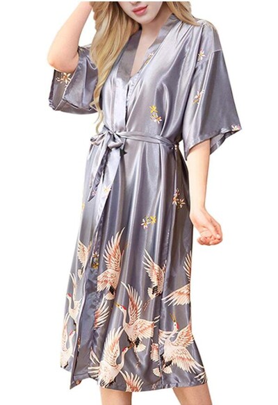 Pilkas atlasinis ilgas chalatas Moteriškas vestuvinis nuotakos chalatas pamergės chalatas naktiniai marškinėliai spausdinti kranas kimono dydis SML XL XXL XXXL