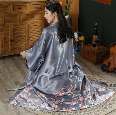 Εκτύπωση Crane 2 τμχ Ρόμπα Νυχτικό Σετ Γυναικείο Μακρύ Νυχτικό Νύφη παράνυμφο Μπουρνούζι γάμου κιμονό Φαρδιά σατέν Εσώρουχα για το σπίτι