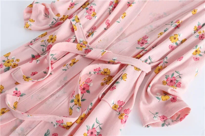 Pavasario ir rudens medvilninis vaflinis kimono nuotakos chalatas ir naktinė suknelė namuose Moteriški drabužiai su gėlių raštais, juostos, namų chalatas moterims