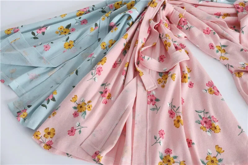 Pavasario ir rudens medvilninis vaflinis kimono nuotakos chalatas ir naktinė suknelė namuose Moteriški drabužiai su gėlių raštais, juostos, namų chalatas moterims